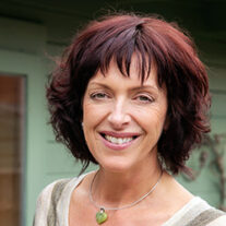Lois Daniels-Ekarte