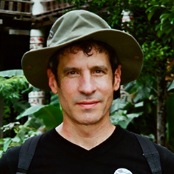 Dr Aric Sigman