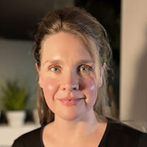 Polly Holloway